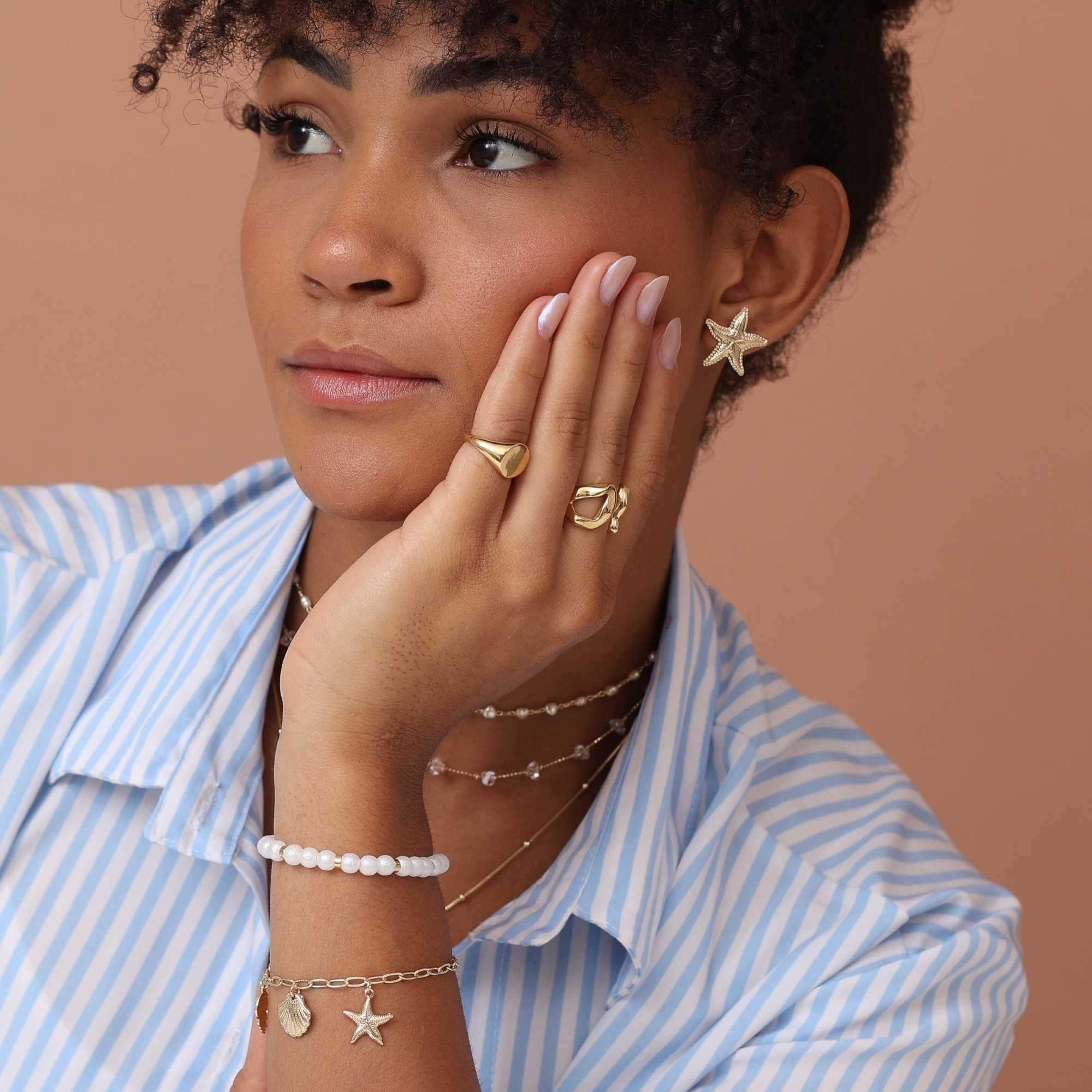 Pulseira Folheado a Ouro 18k Mini Canutilhos e Pérola Redonda Texturizada Dourado 3