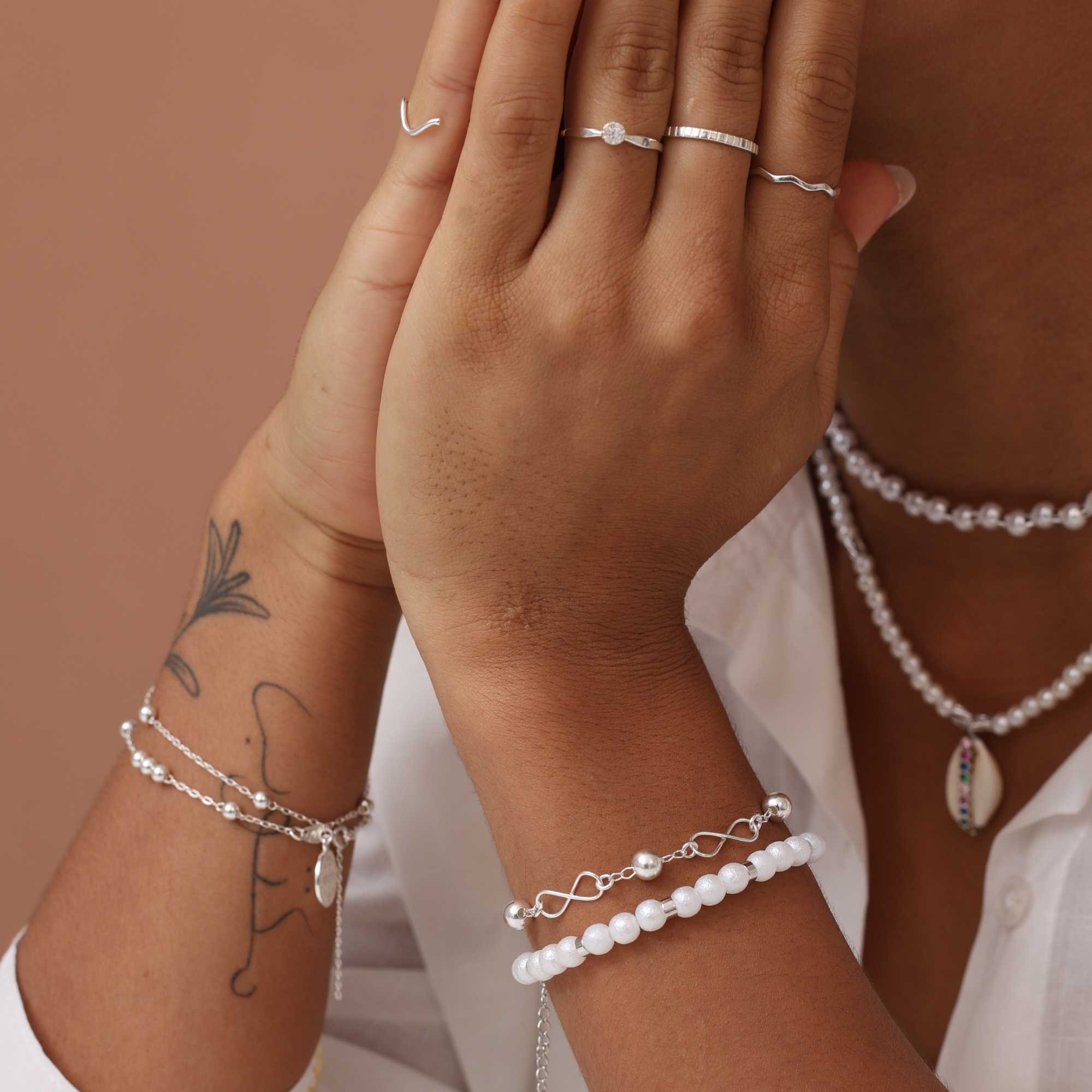 Pulseira Folheado a Ródio Mini Canutilhos e Pérola Redonda Texturizada Prata 3