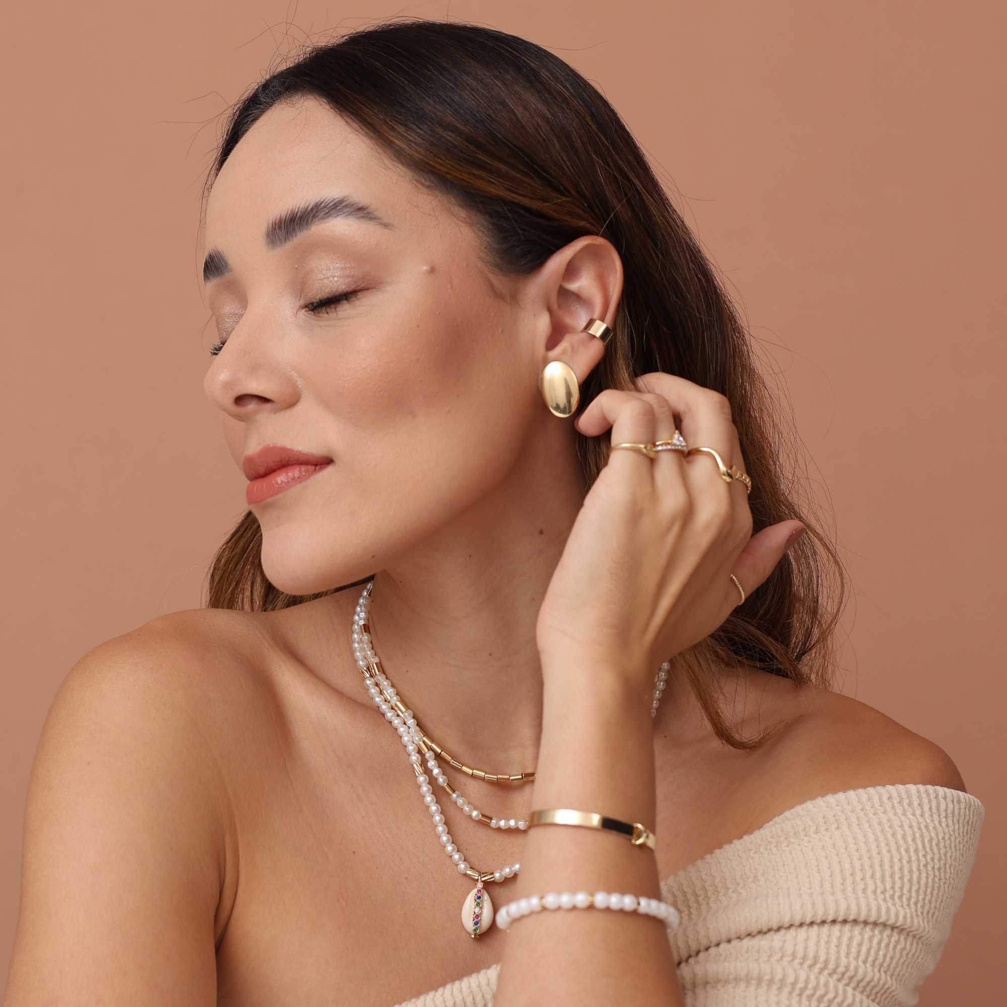 Brinco Folheado a Ouro 18k Oval Chapa Espelhada Dourado 4