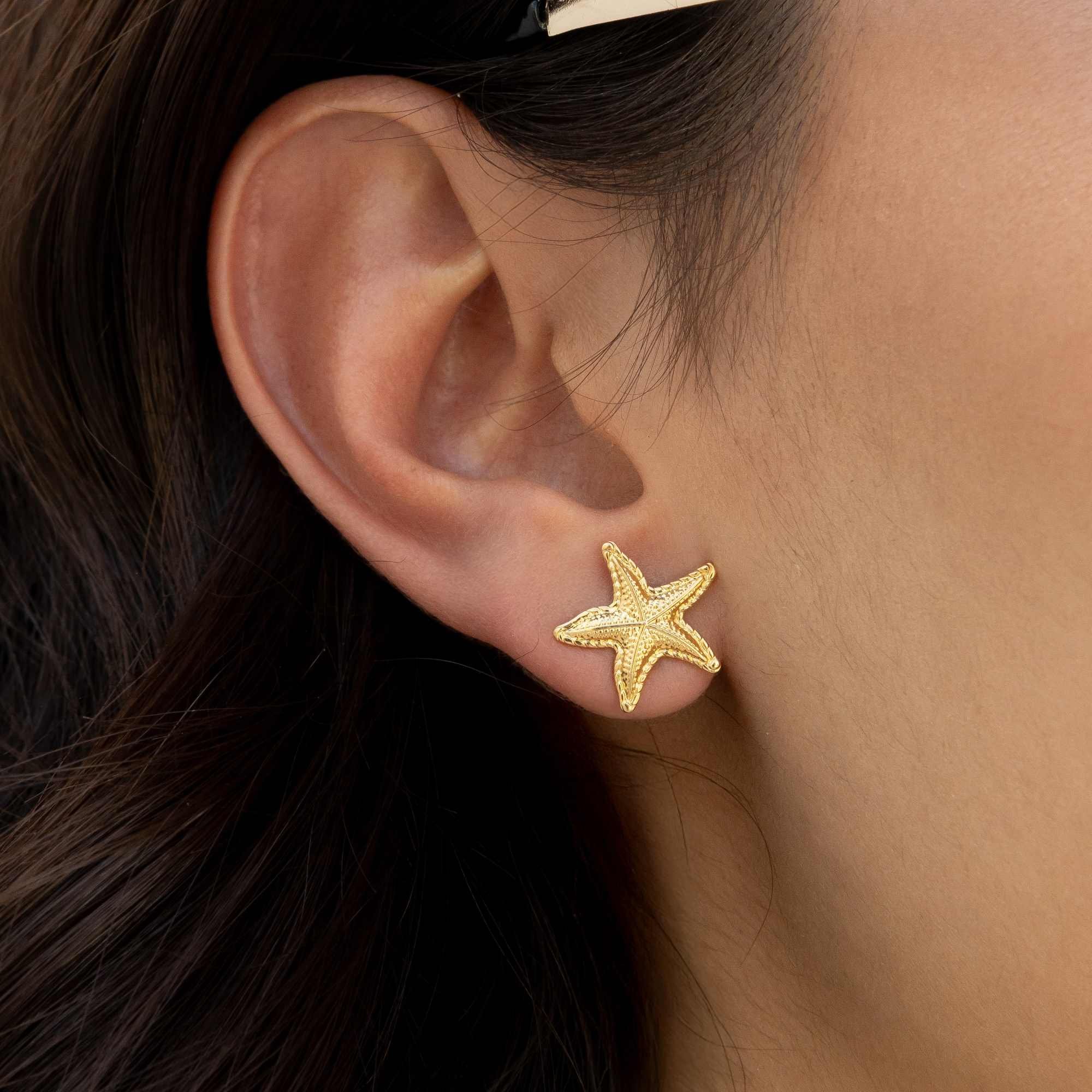 Brinco Folheado a Ouro 18k Estrela do Mar Texturada M Dourado 4