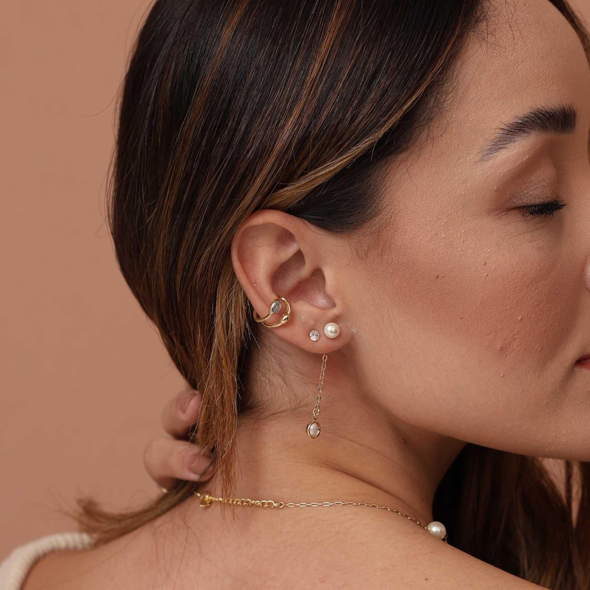 Brinco Folheado a Ouro 18k 2 em 1 Longo Elo Português Pérola Dupla Dourado 2