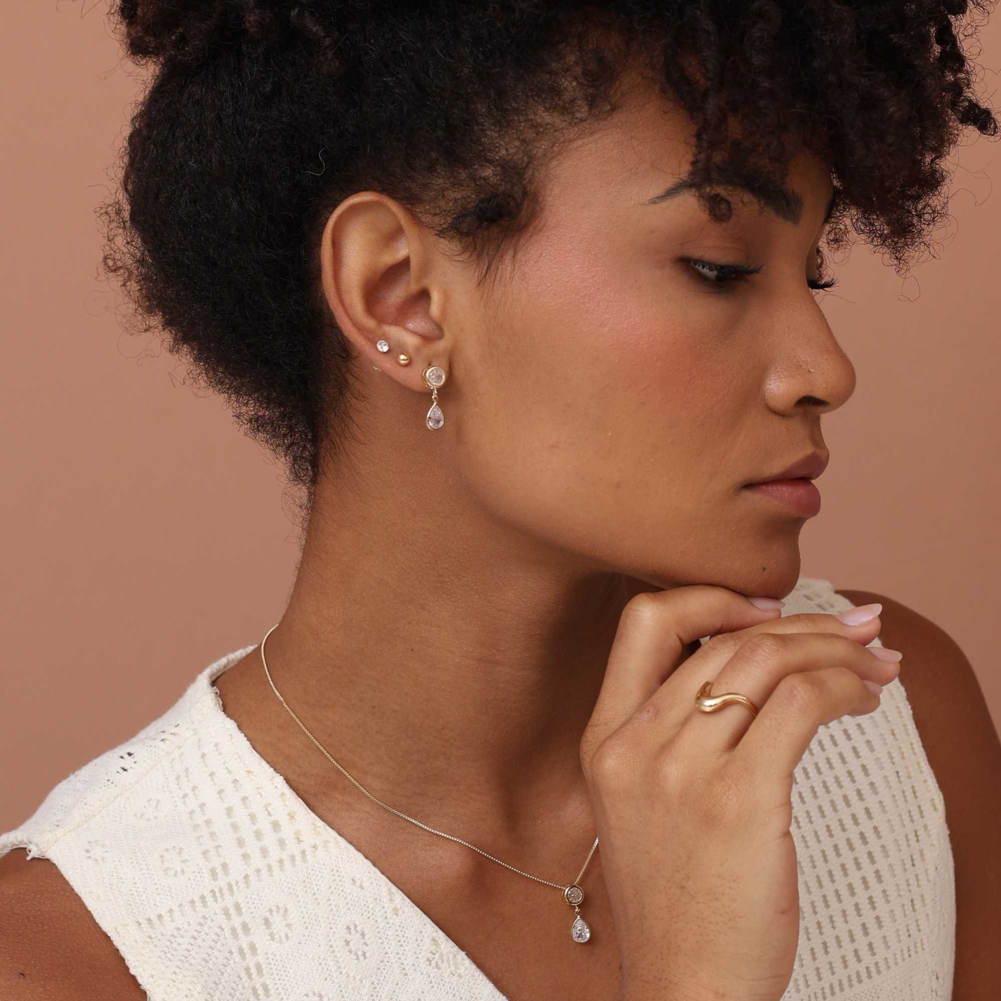 Brinco Folheado a Ouro 18k Bolinha e Zircônia Gota G Dourado 4