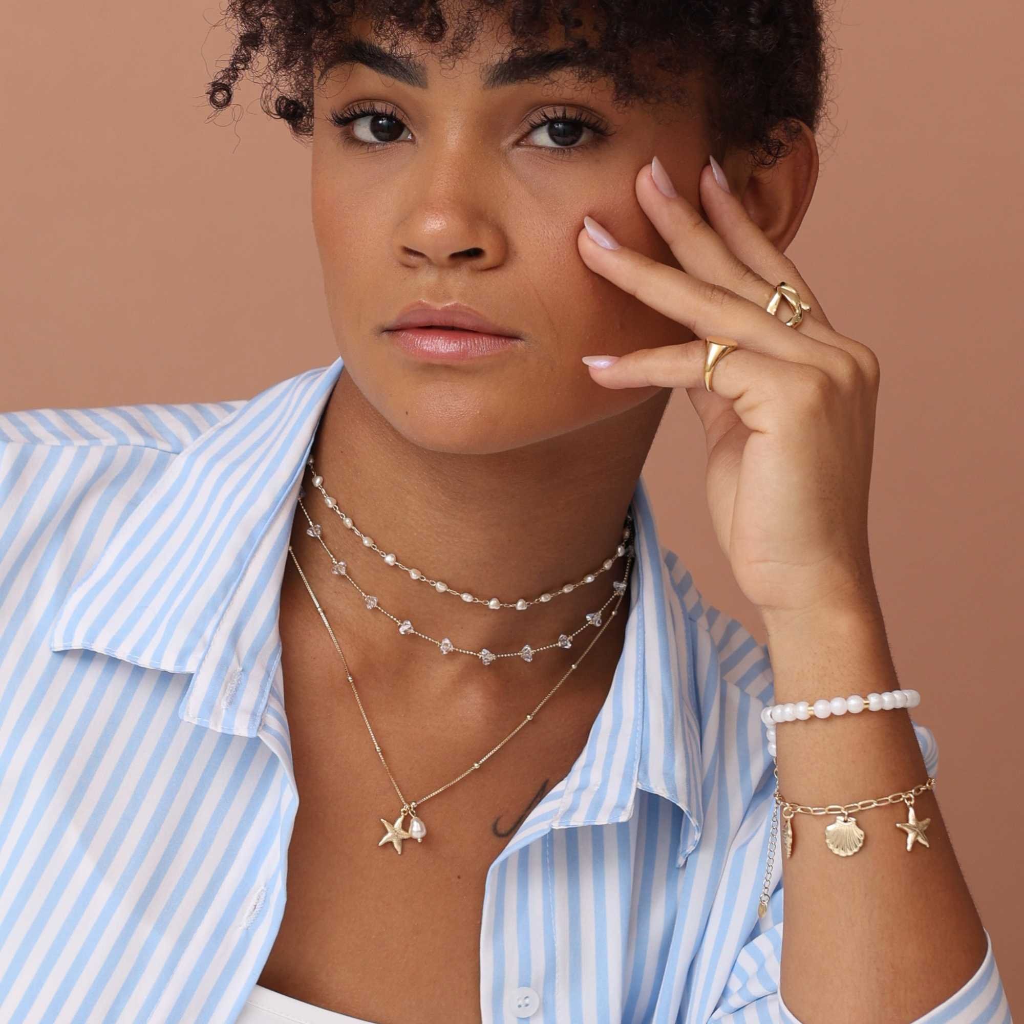 Colar Folheado a Ouro 18k Pérola e Estrela do Mar Dourado 2