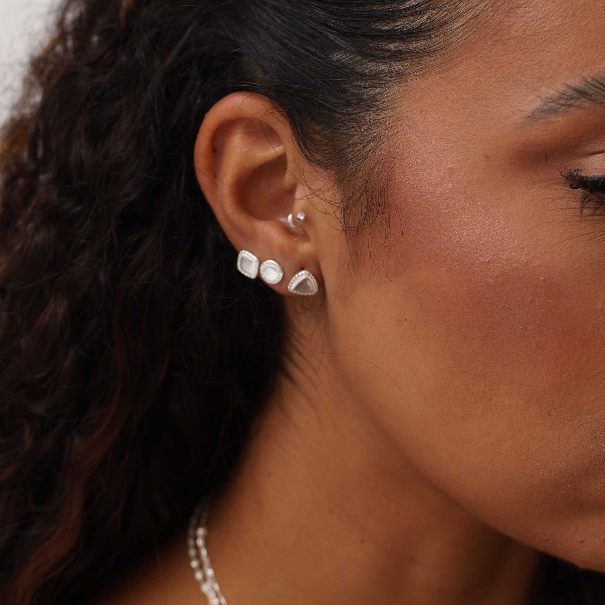 Brinco Prata 925 Quadrado Borda Cravejada Prata 4