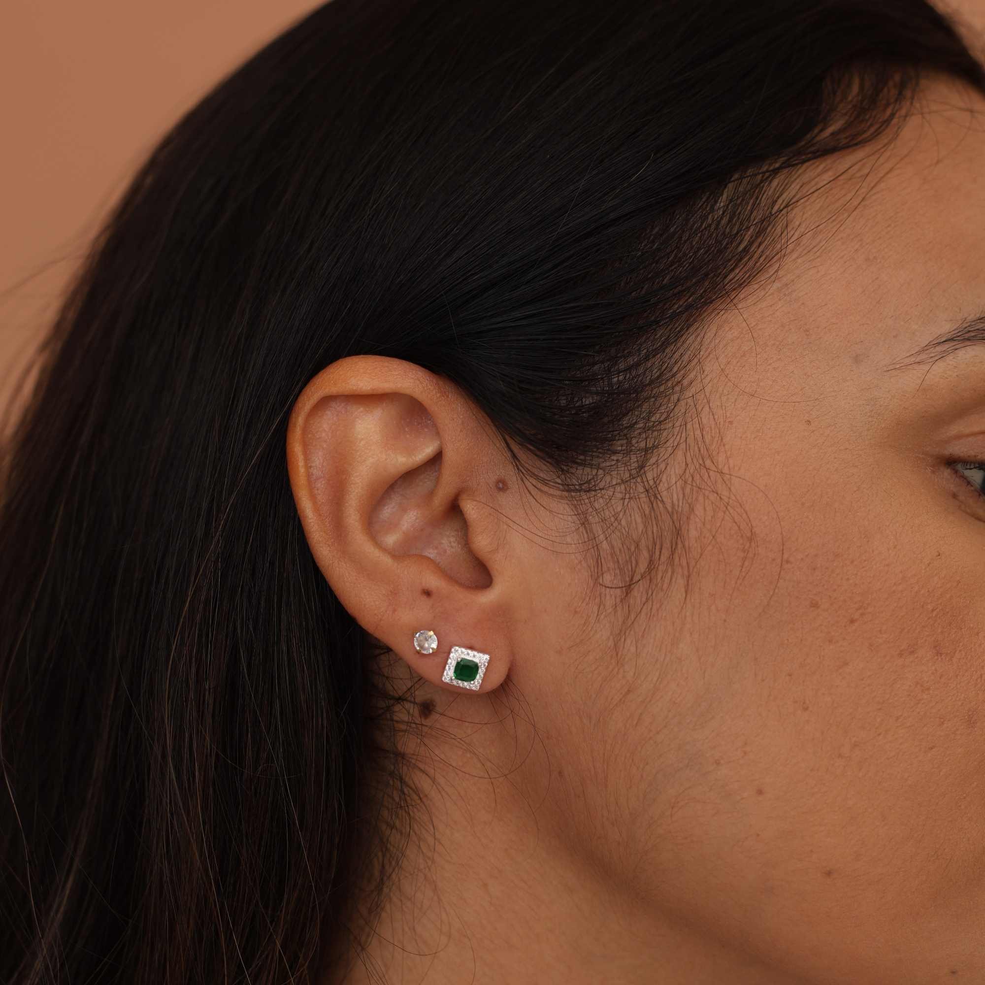 Brinco Prata 925 Zircônia Quadrada Verde Borda Cravejada Prata 4