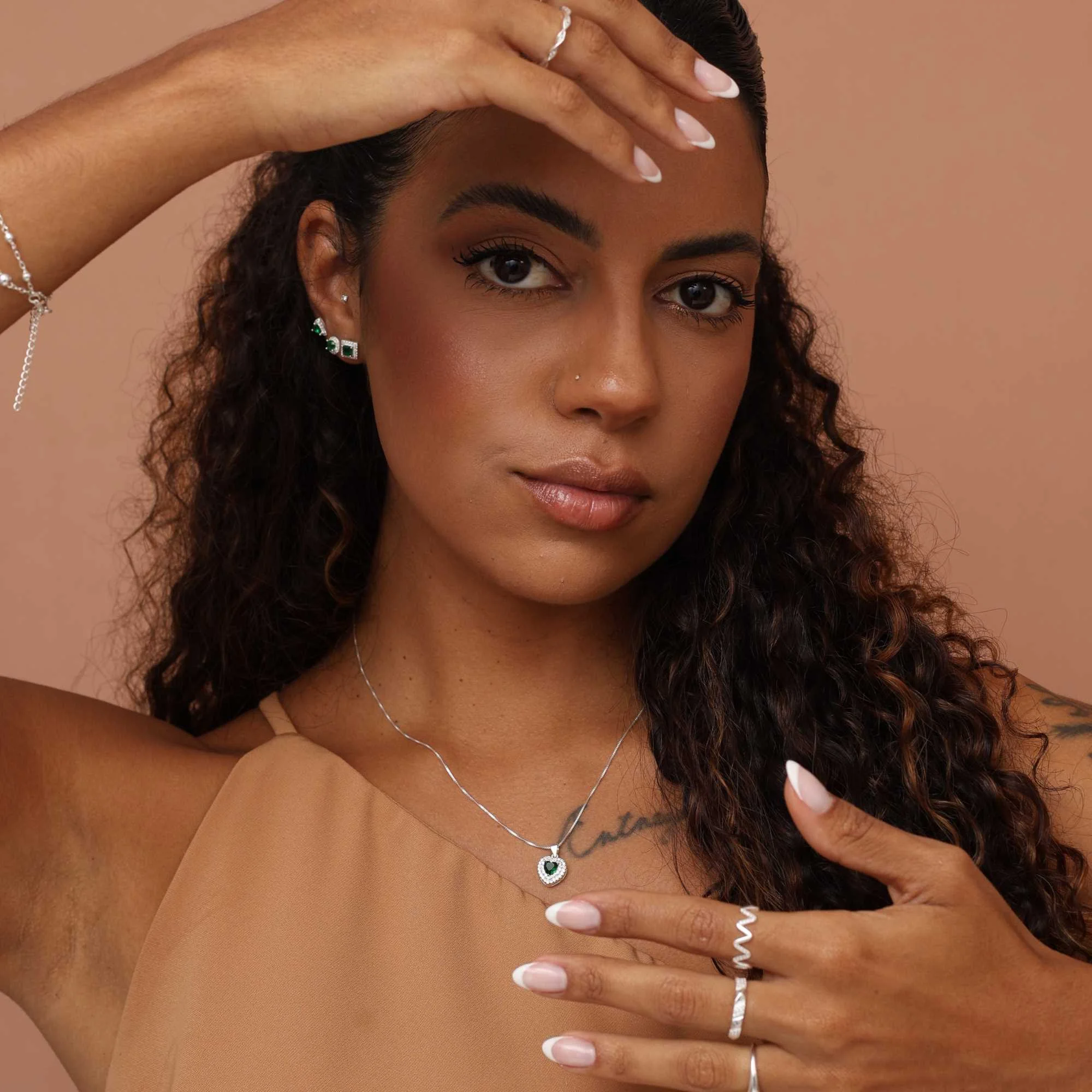 Conjunto Prata 925 Coração Verde Borda Cravejada Prata 6