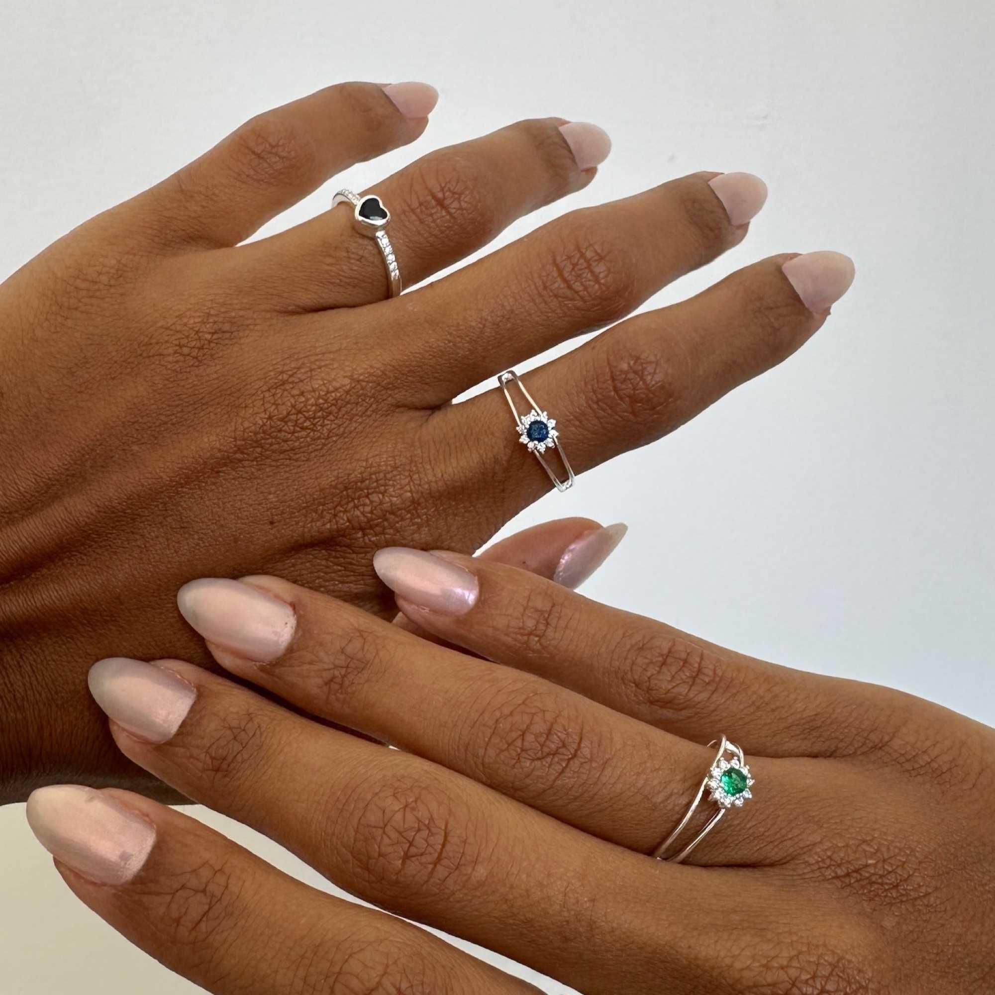 Anel Prata 925 Solitário Flor Cravejada Zircônia Azul Aro Duplo Prata 3