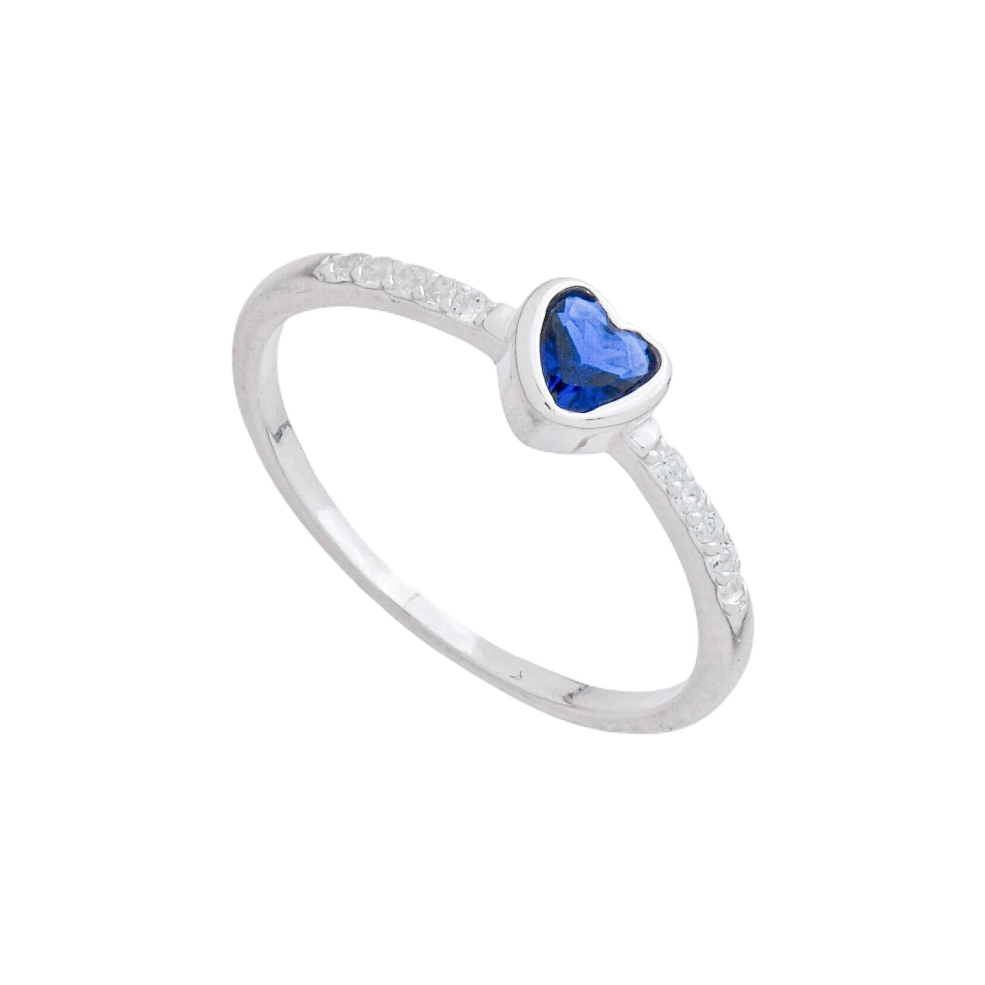 Anel Prata 925 Solitário Coração Zircônia Azul e Mini Zircônias