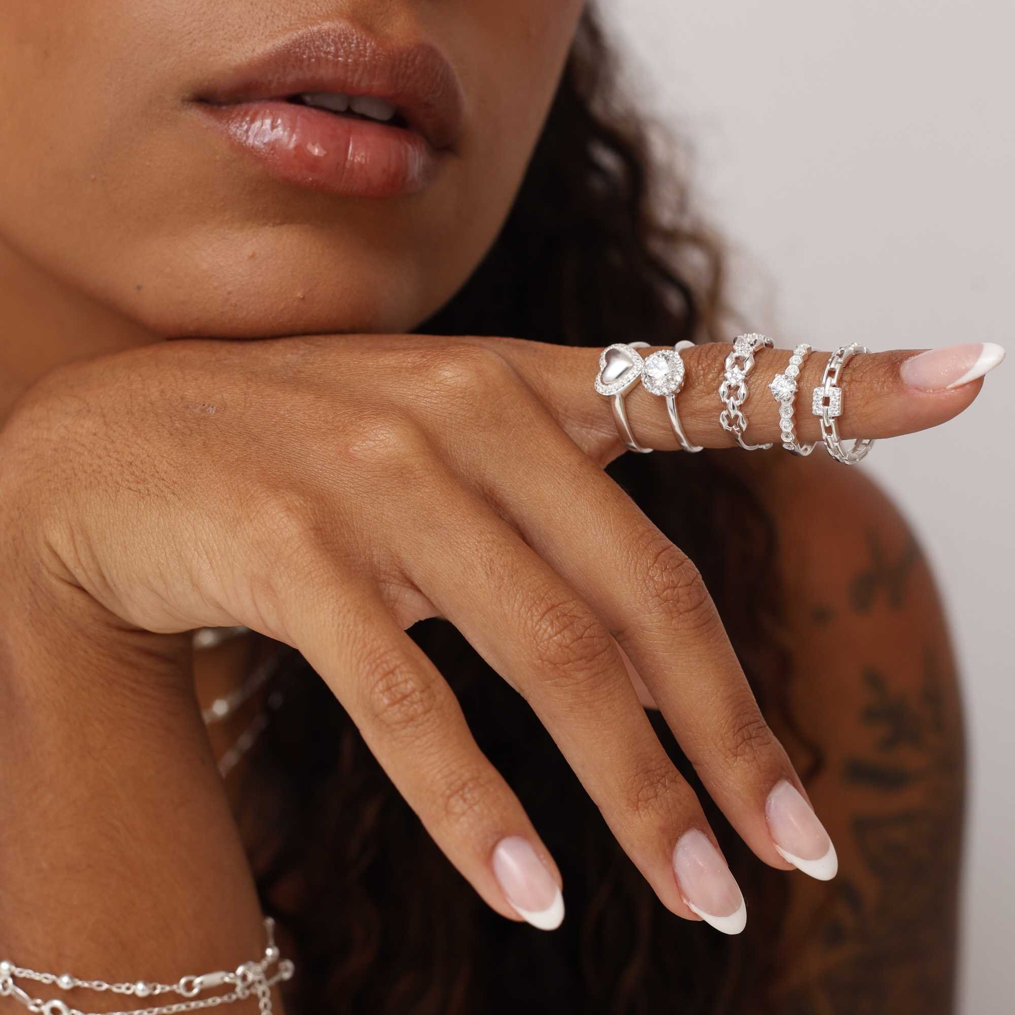 Anel Prata 925 Coração Borda Cravejada Prata 2