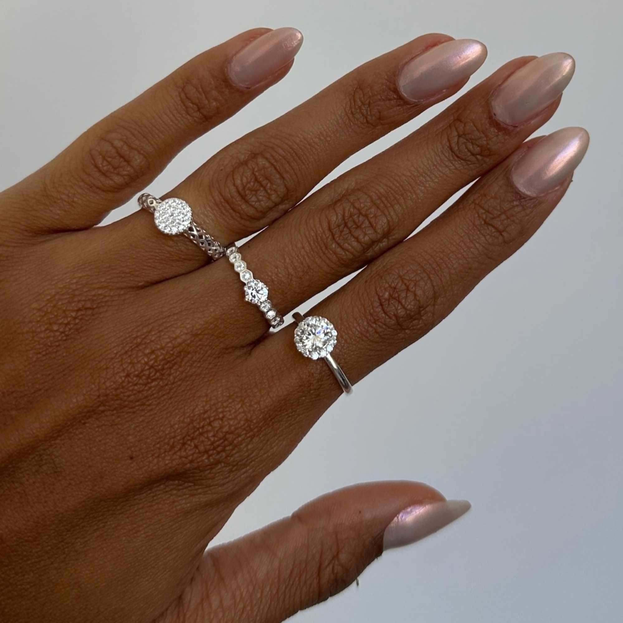 Anel Prata 925 Solitário Caixa Alta Ponto de Luz e Mini Zircônias Prata 5