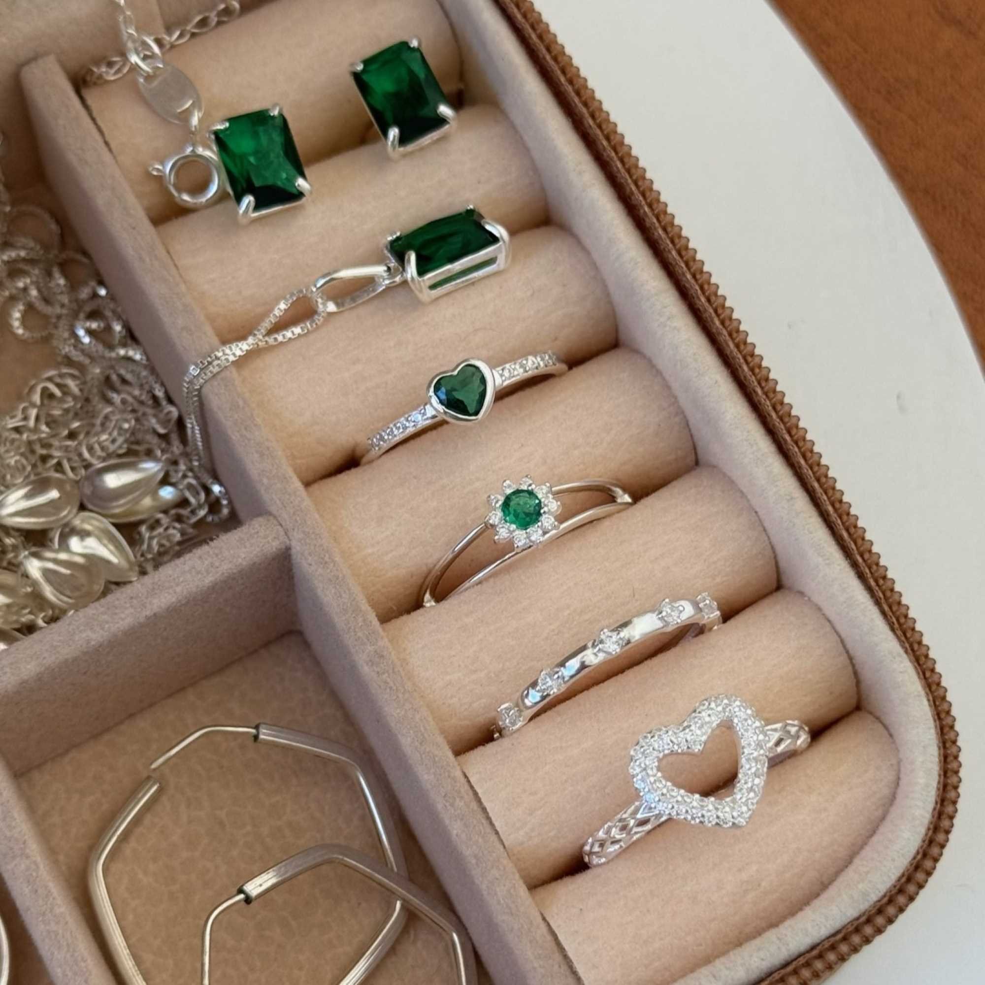 Anel Prata 925 Aparador Pontos de Luz Zircônias Redondas Prata 3