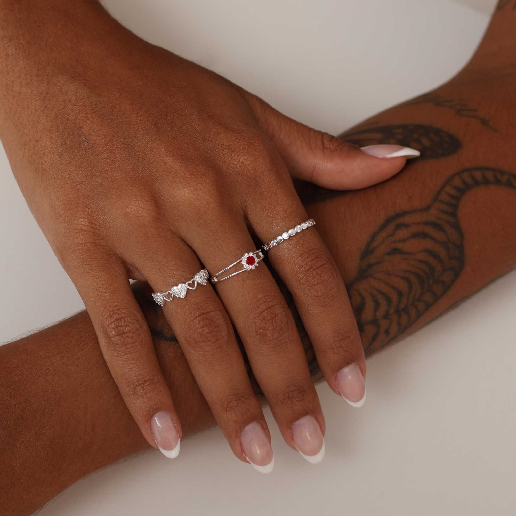 Anel Prata 925 Bolinhas Achatadas e Zircônias Redondas Prata 2