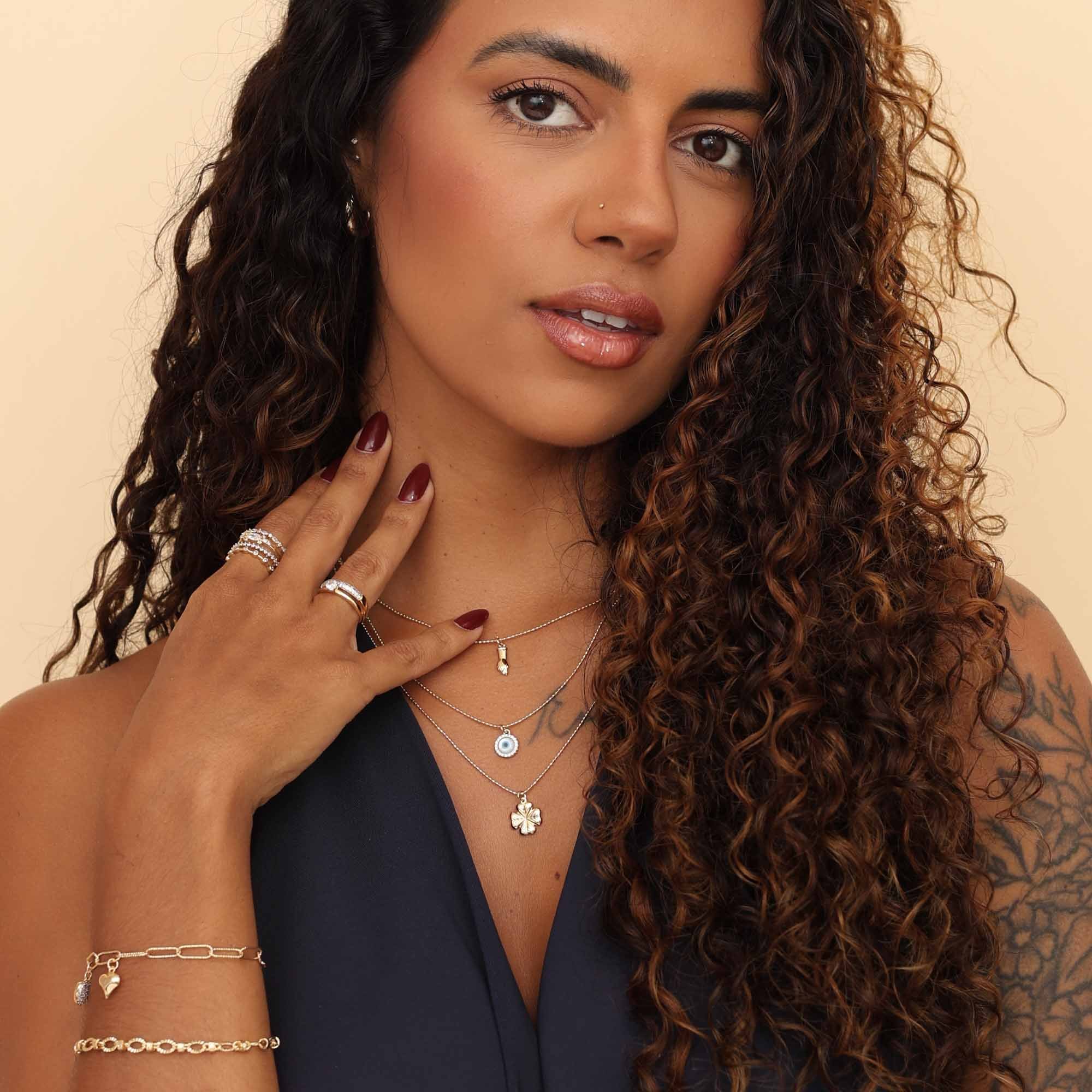 Colar Folheado a Ouro 18k Triplo Amuleto Figa, Olho Grego e Trevo Dourado 3