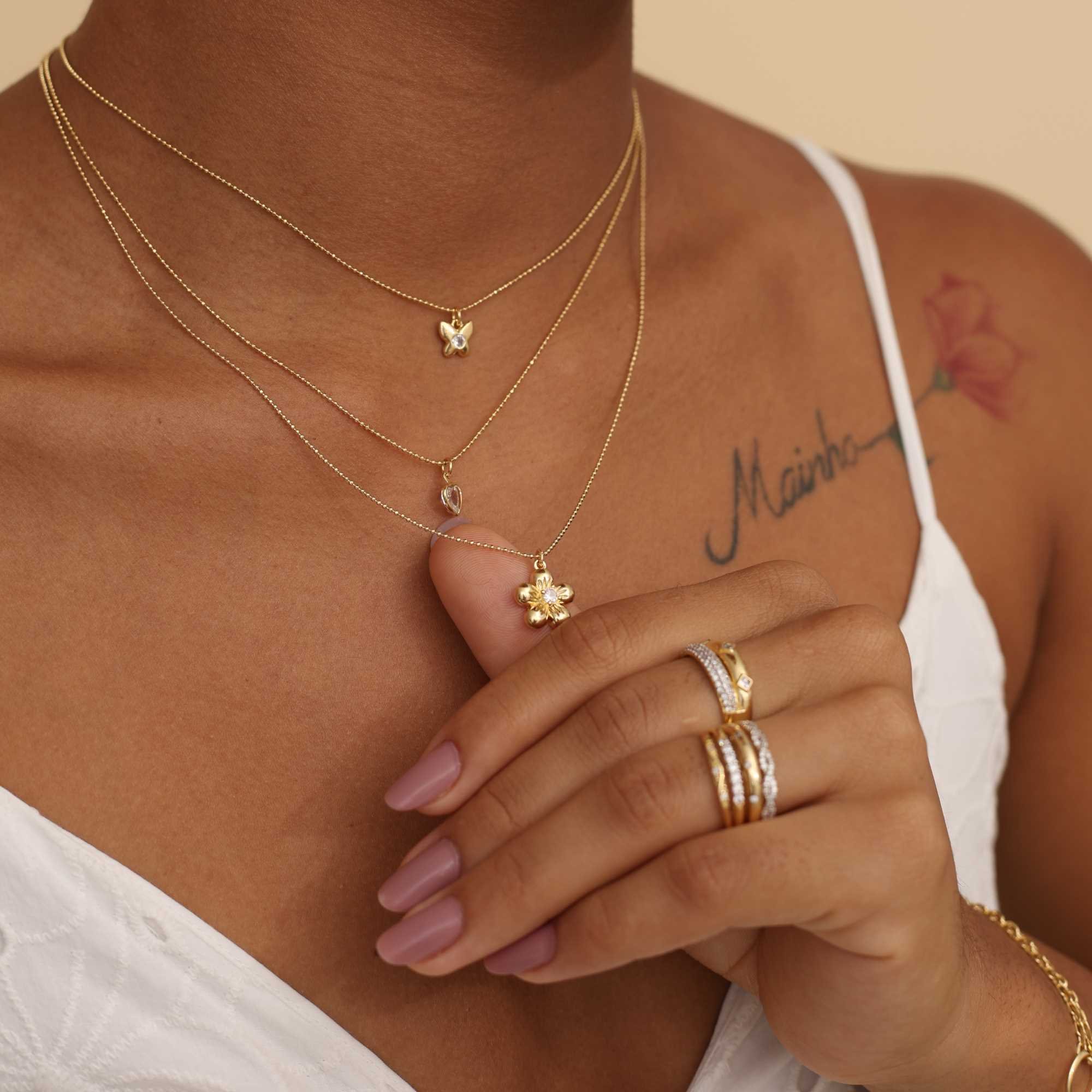 Colar Folheado a Ouro 18k Triplo Pingente Borboleta, Coração e Flor Zircônia Dourado 8