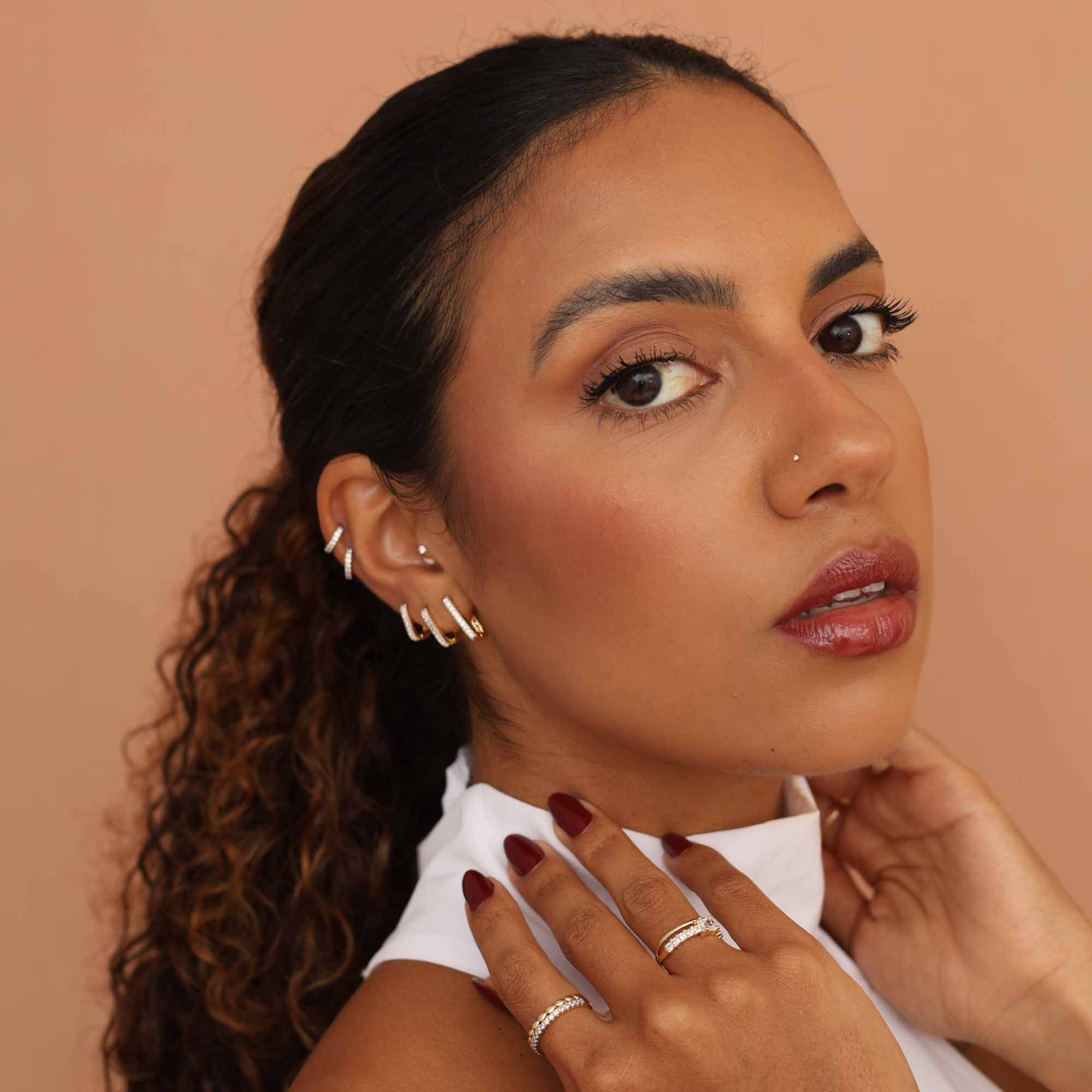 Kit 3 Argolinhas Folheado a Ouro 18k Retangular Meio Aro Cravejado 3mm P, M e G Dourado 4