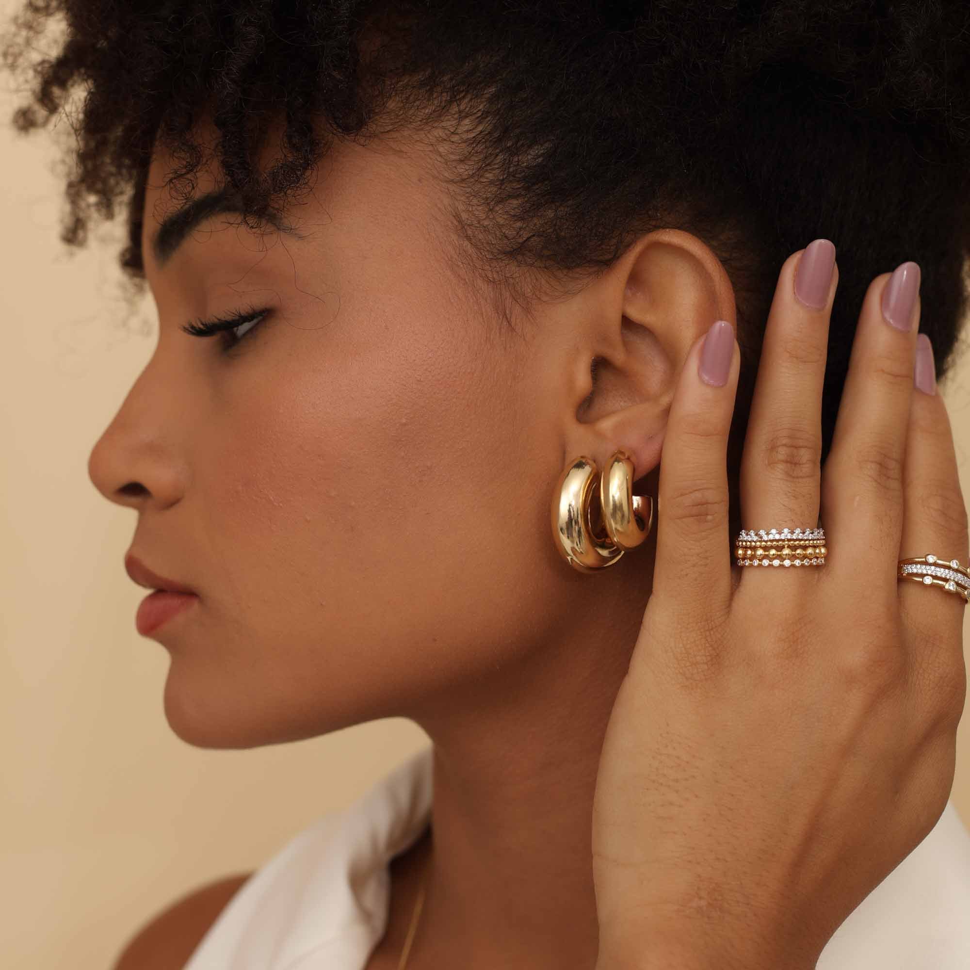 Argola Folheado a Ouro 18k Grossa Tubo Liso 7mm P Dourado 2