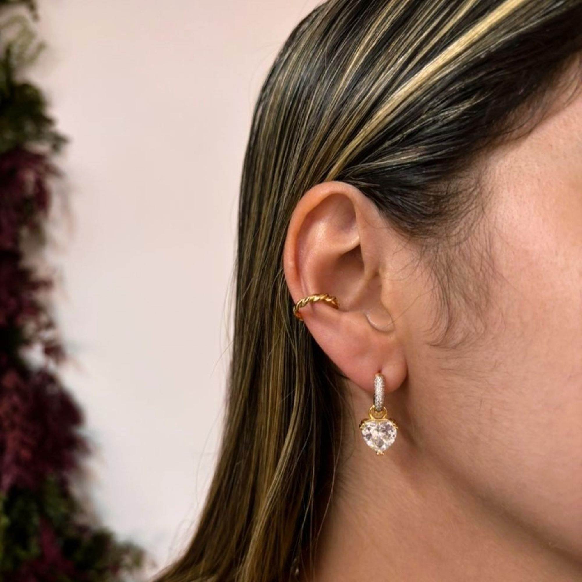 Argolinha Folheado a Ouro 18k 2 em 1 Aro Cravejado Pingente Coração Zircônia Dourado 2