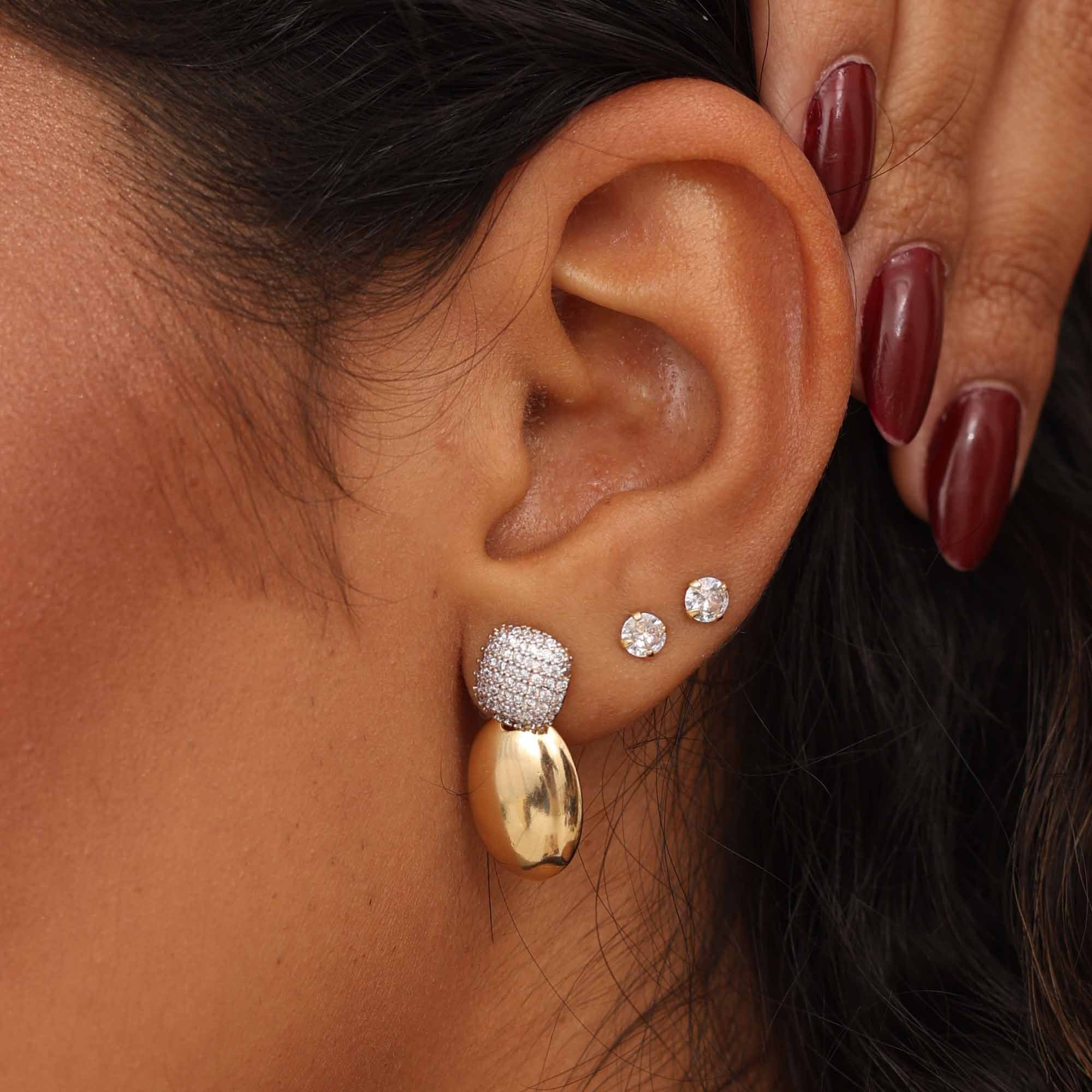 Brinco Folheado a Ouro 18k Quadrado Cravejado e Oval Liso Dourado 2