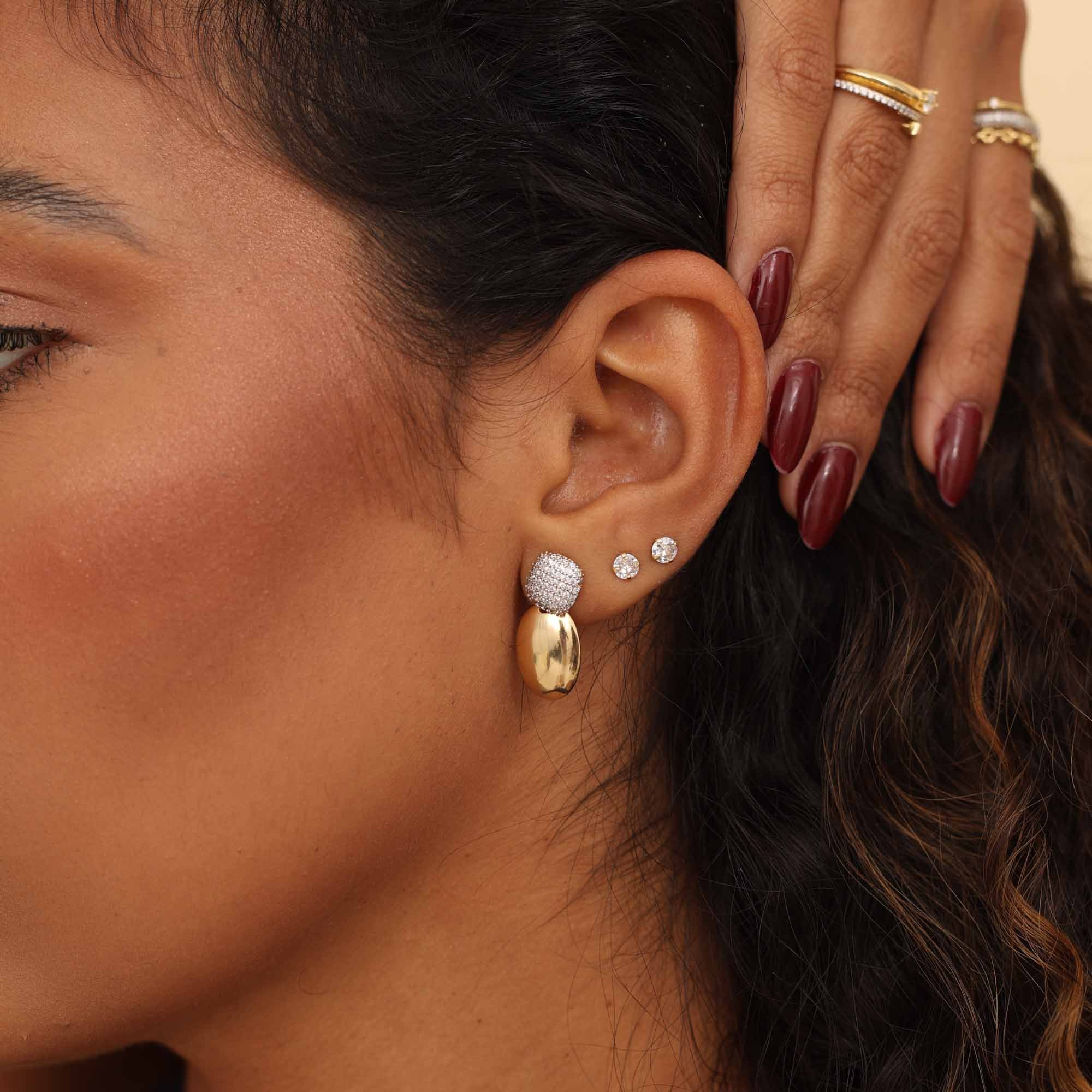 Brinco Folheado a Ouro 18k Quadrado Cravejado e Oval Liso Dourado 3