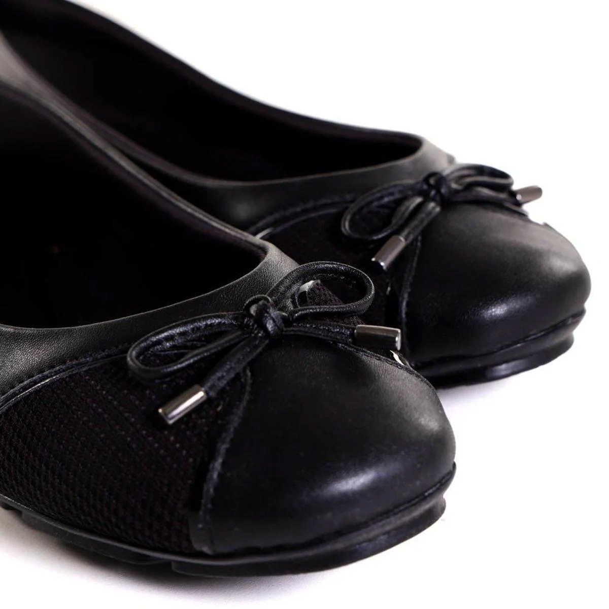Sapatilha Laço Feminina ComfortFlex 2363303 Preto 3