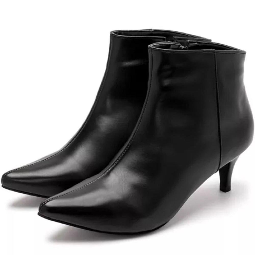 Bota Feminina Cano Curto Elegância com Bico Fino Salto Médio Preto 3