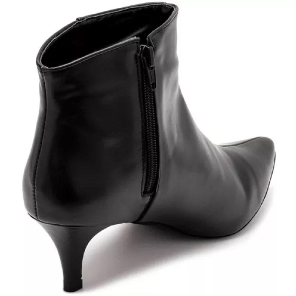 Bota Feminina Cano Curto Elegância com Bico Fino Salto Médio Preto 6