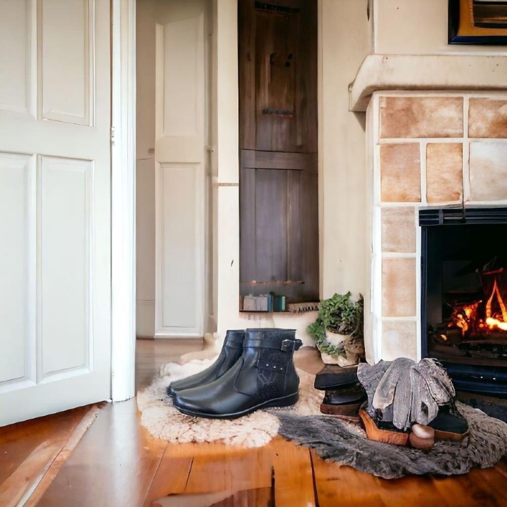 Bota Bico Fino Coturno Feminino Cano Curto Salto Confort Preto