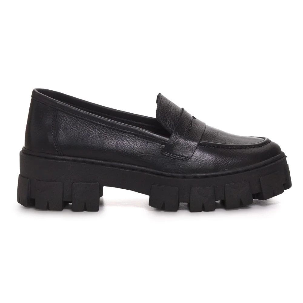Mocassim Tratorado Couro Feminino Tendencia Blogueira Solado Borracha Confortavel Preto 2