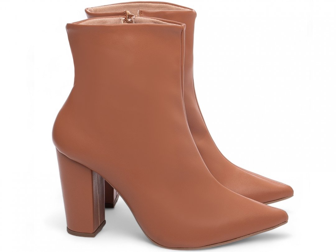 Elegancia e Conforto Definidos: Bota Caramelo com Ziper Salto 9cm Marrom 4