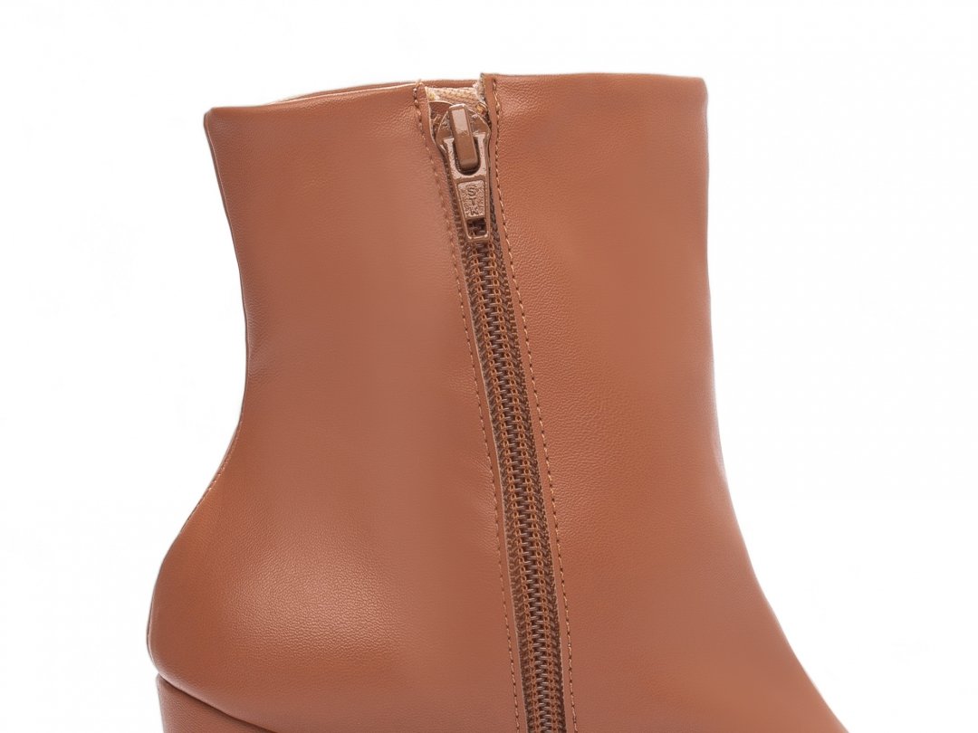 Elegancia e Conforto Definidos: Bota Caramelo com Ziper Salto 9cm Marrom 7