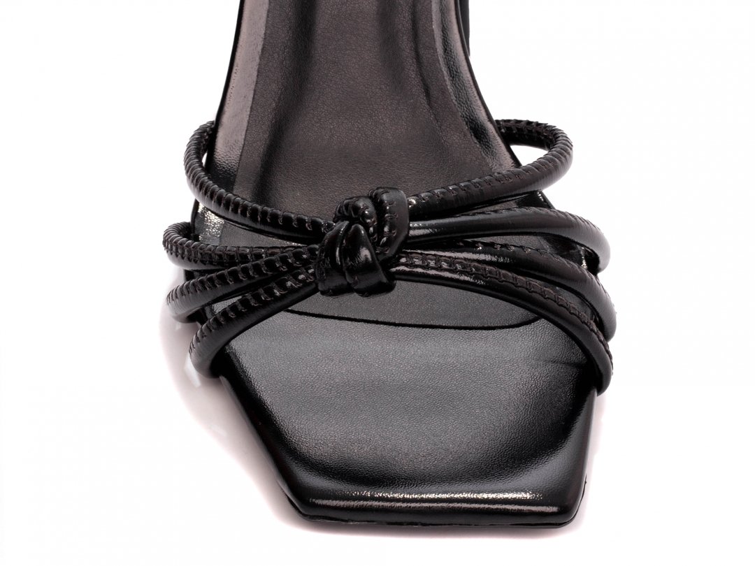 Sandalia Feminina: Elegancia em Napa Preto - Salto 9cm Preto 6