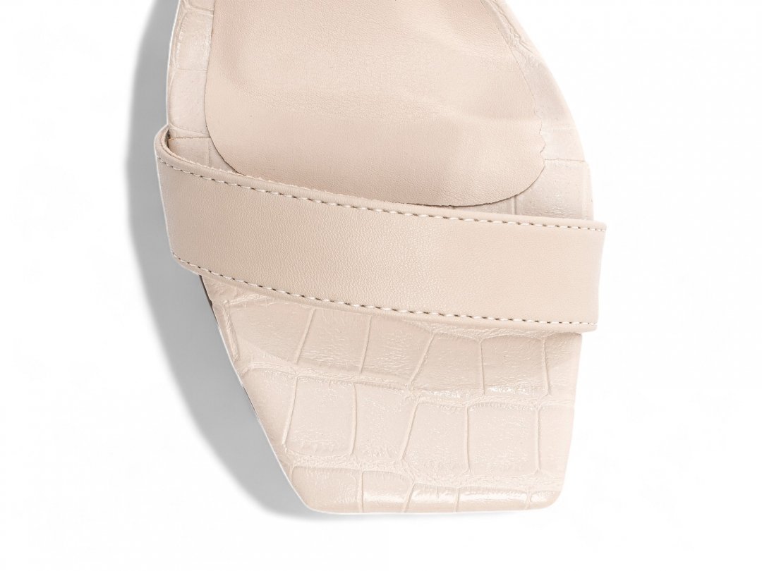 Sandalia Bege Confortavel - Salto 9 cm - Antiderrapante Bege 8