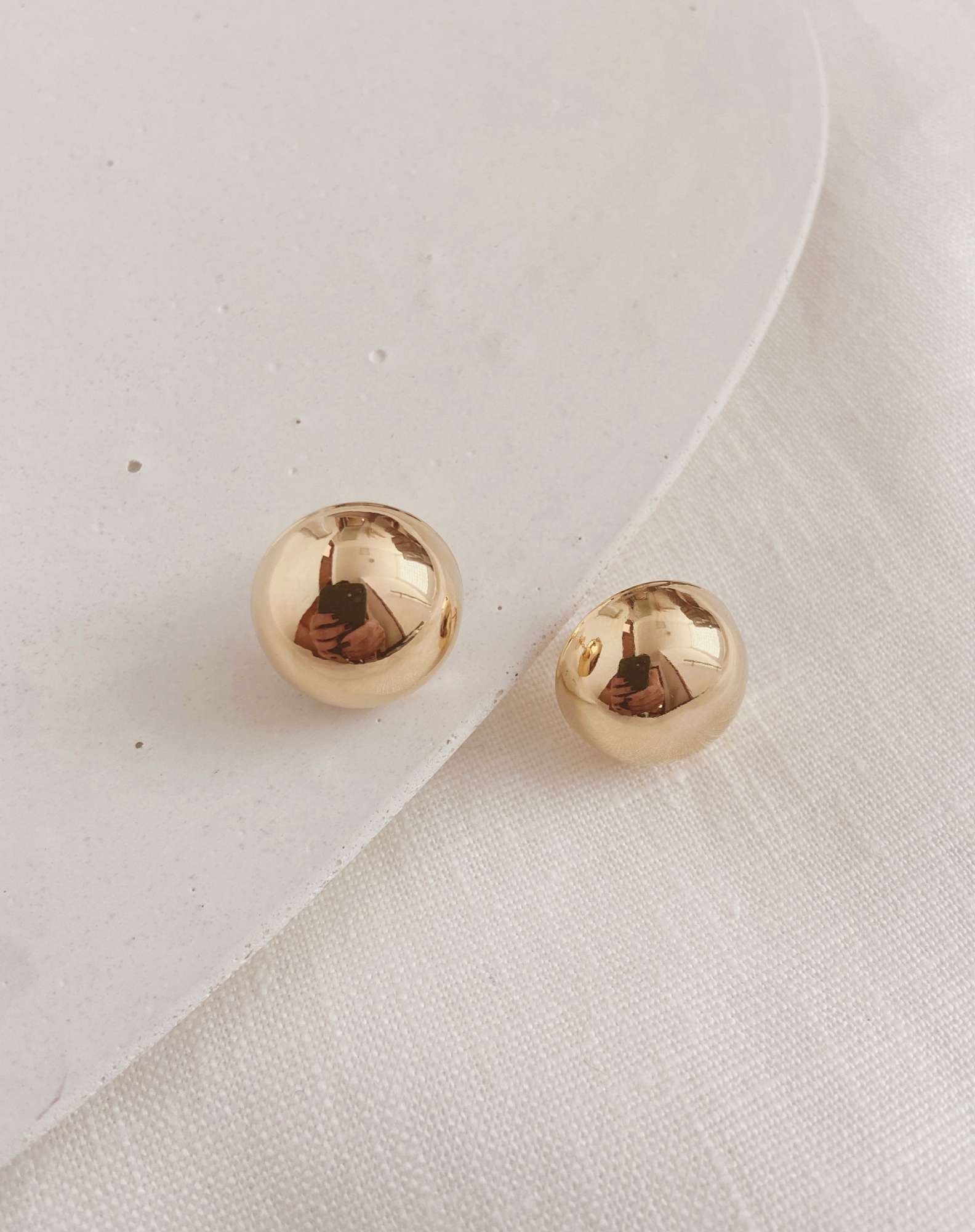 Brinco Bubble Pequeno Banho Ouro Dourado 1