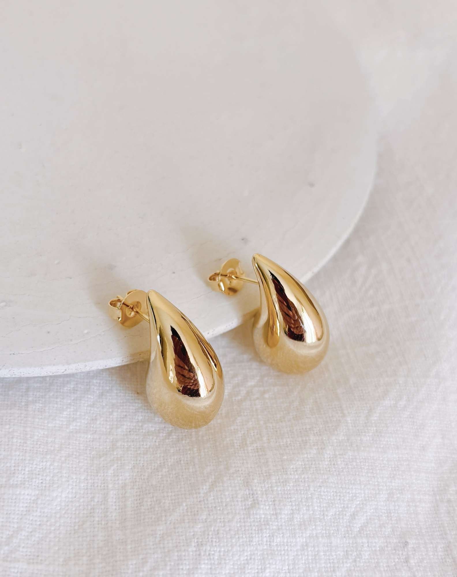 Brinco Drop P Banho Ouro Dourado 1