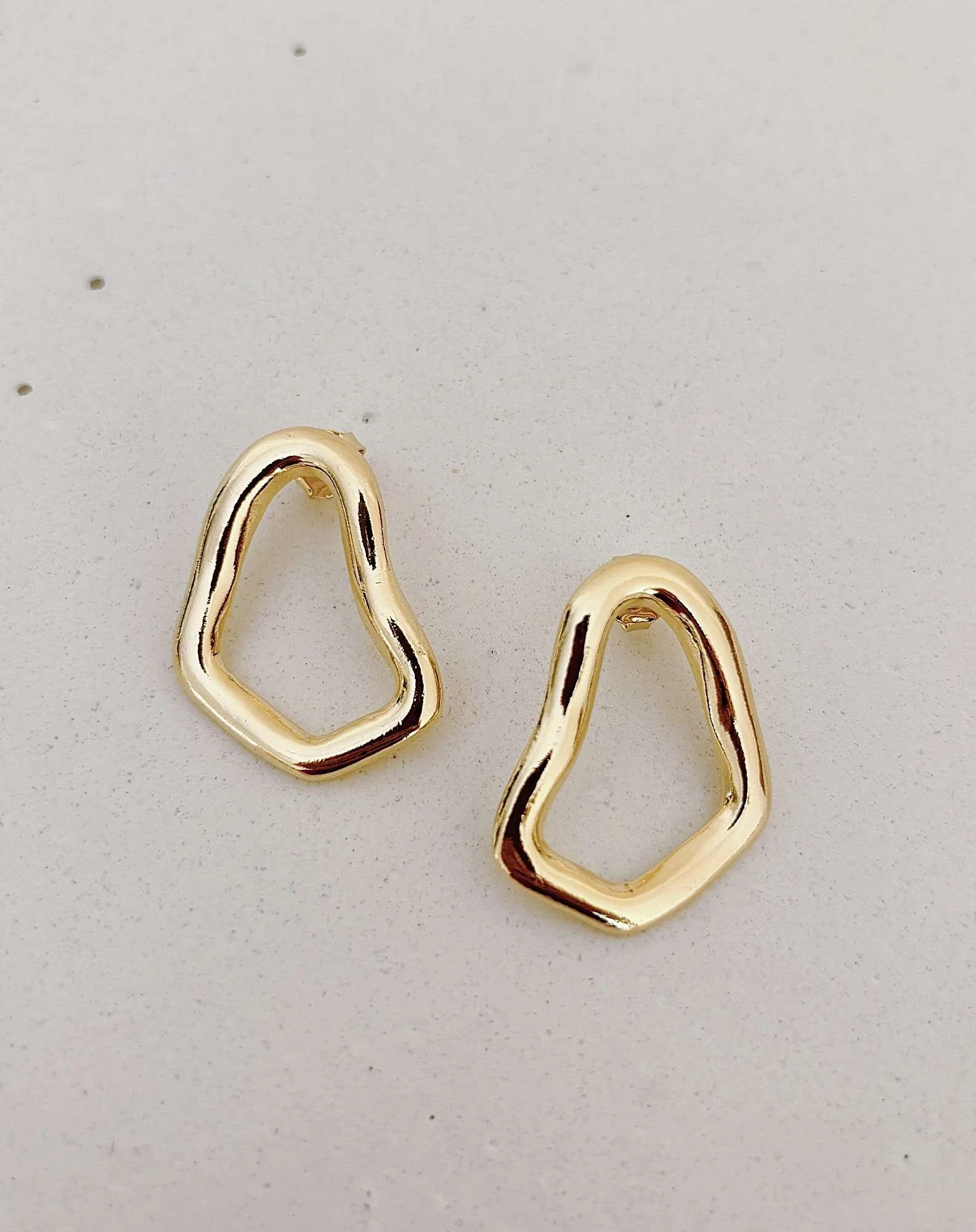 Brinco Organico Banho Ouro Dourado 3