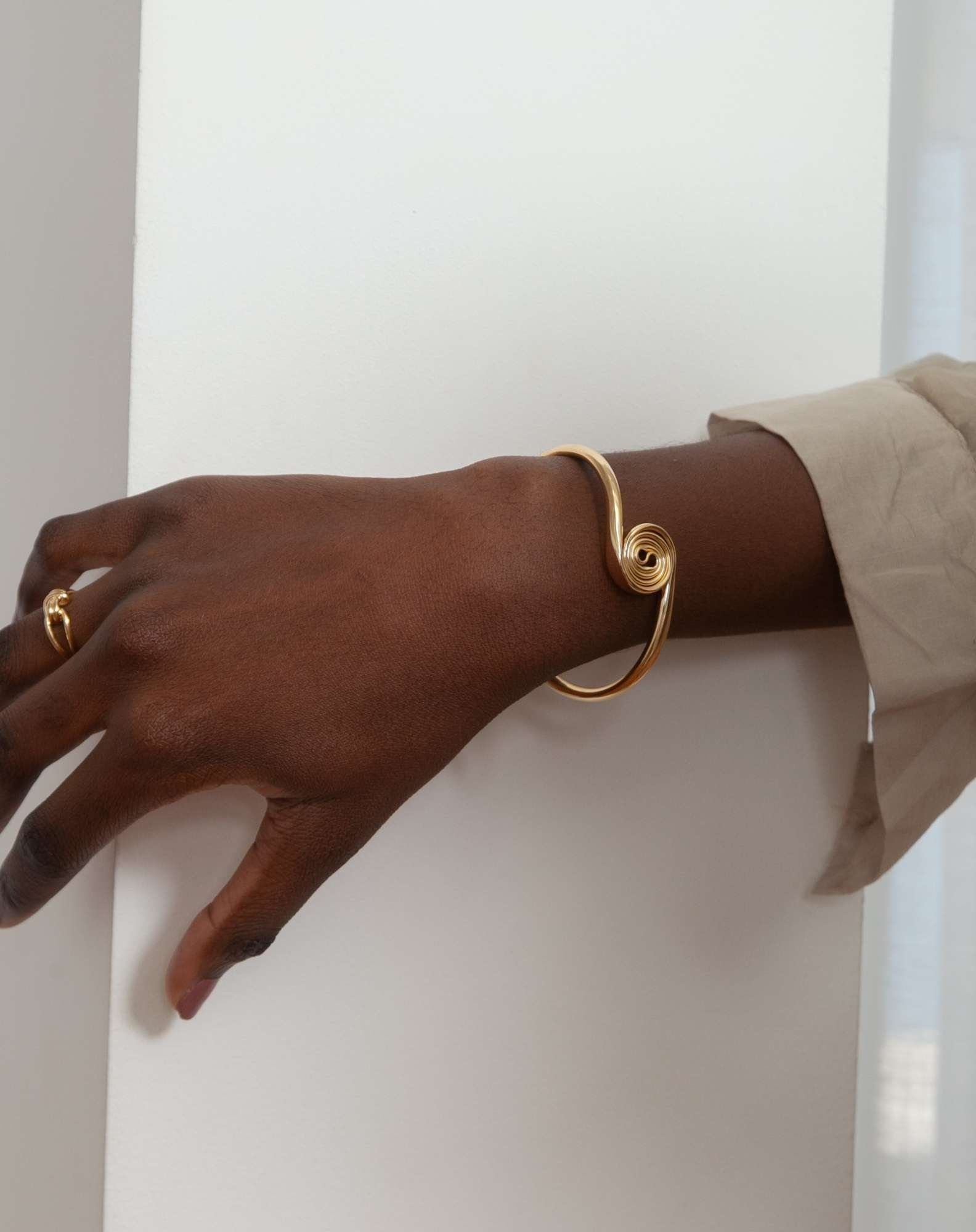 Bracelete Roll Banho Ouro Dourado 5