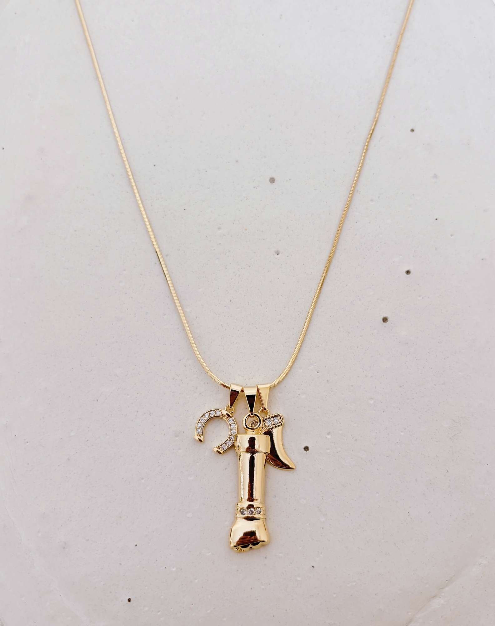 Colar Longo Figa Banho Ouro Dourado 3