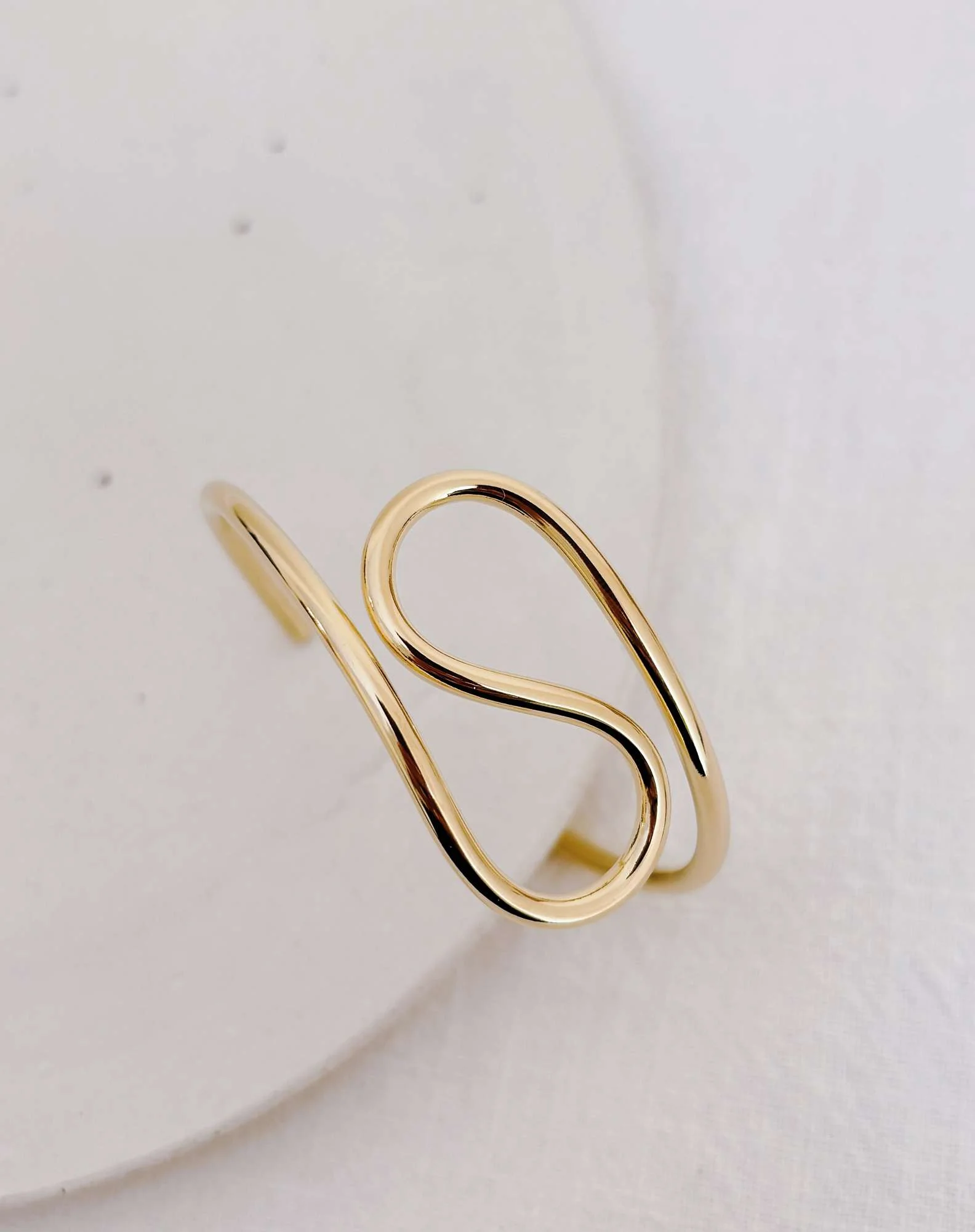 Bracelete Curves Banho Ouro