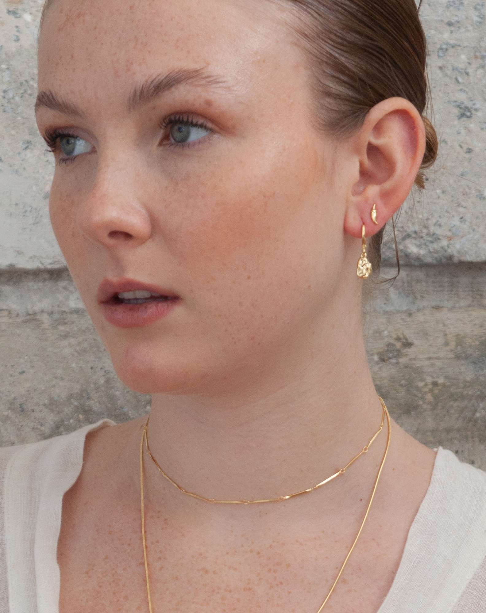 Gargantilha Line Banho Ouro Dourado 3