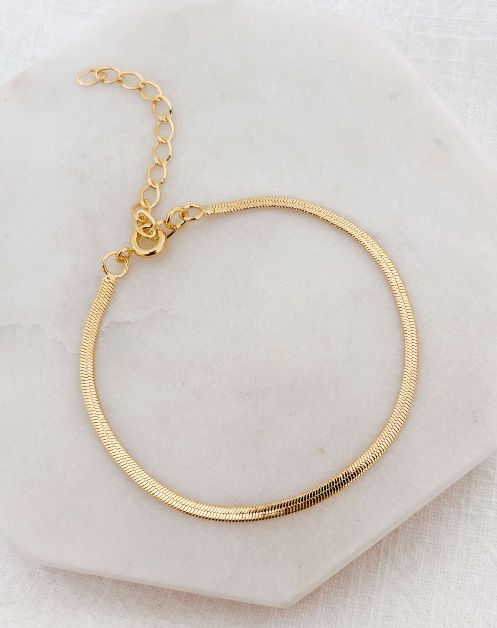 Pulseira Fita 2mm Banho Ouro