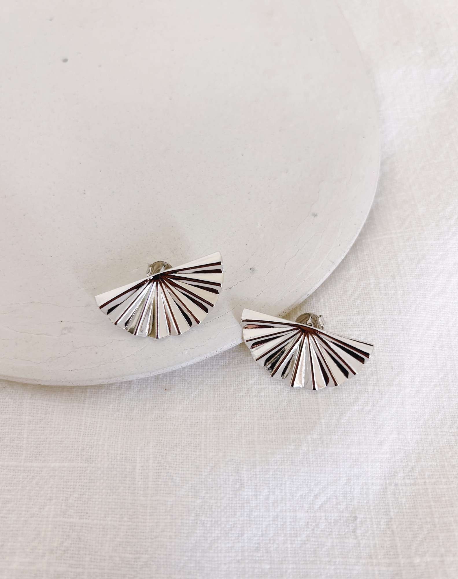 Brinco Leque Prateado