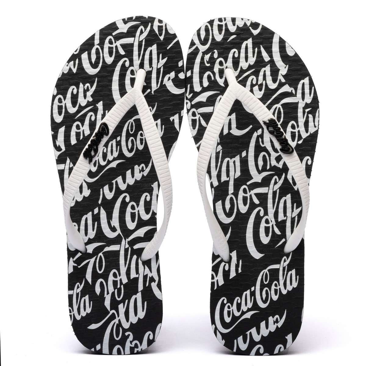 Chinelo Coca-Cola Scriptmania Preto Branco
