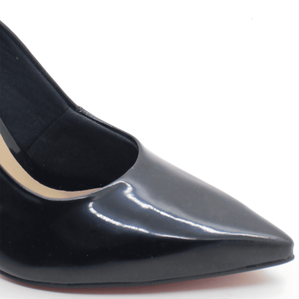 Scarpin Salto Fino Verniz Preto 3