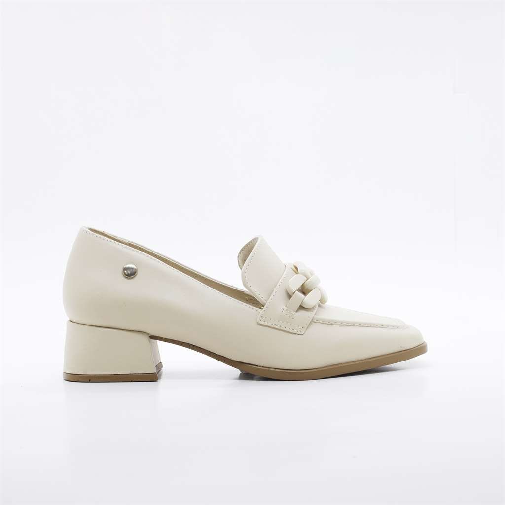 Scarpin Mocassim Salto Médio Bege 5