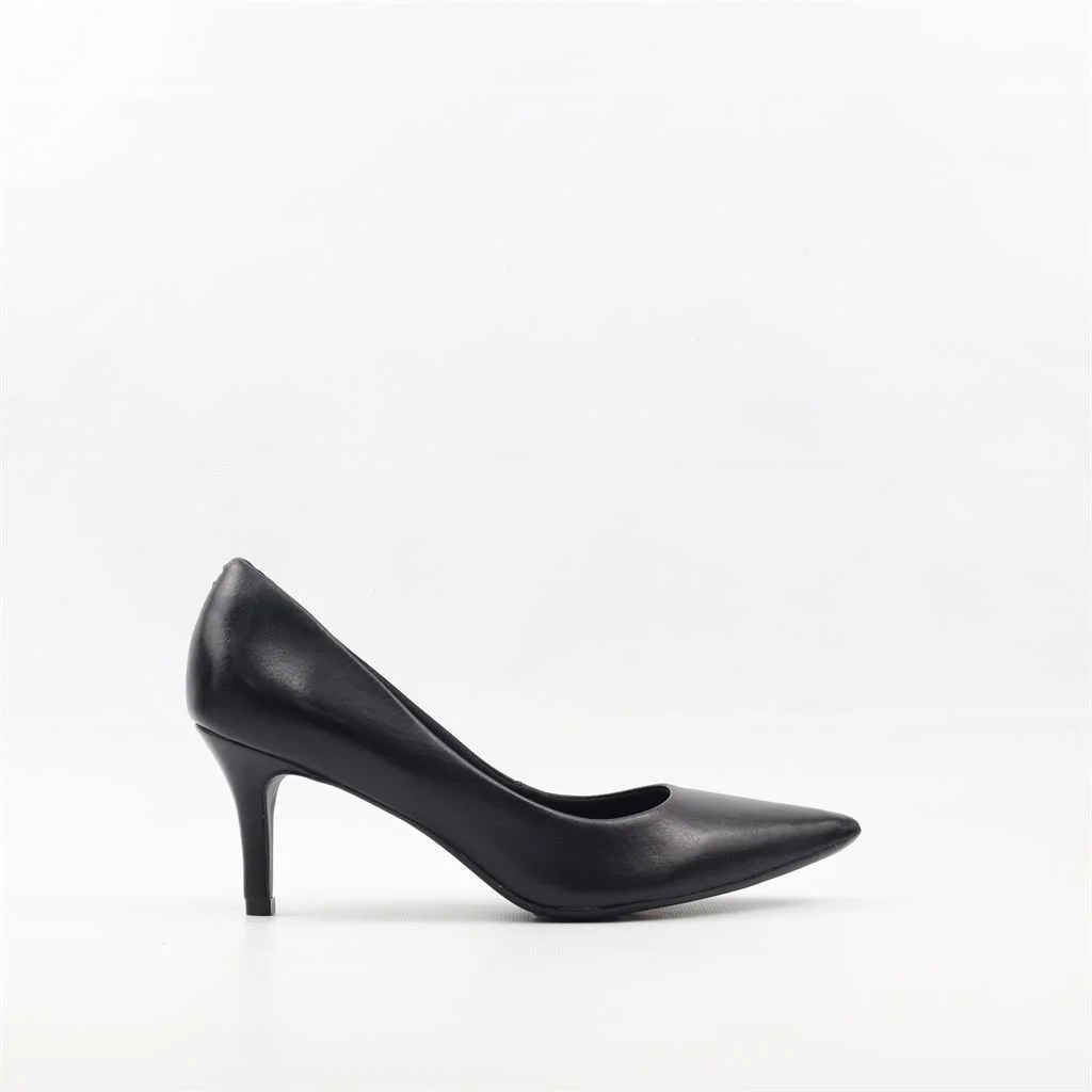 Scarpin Salto Fino Couro Preto 5