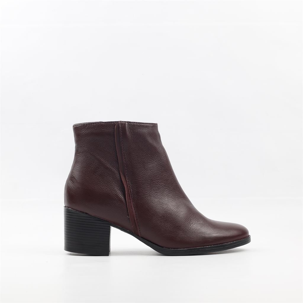Bota Cano Baixo Couro Marrom 5