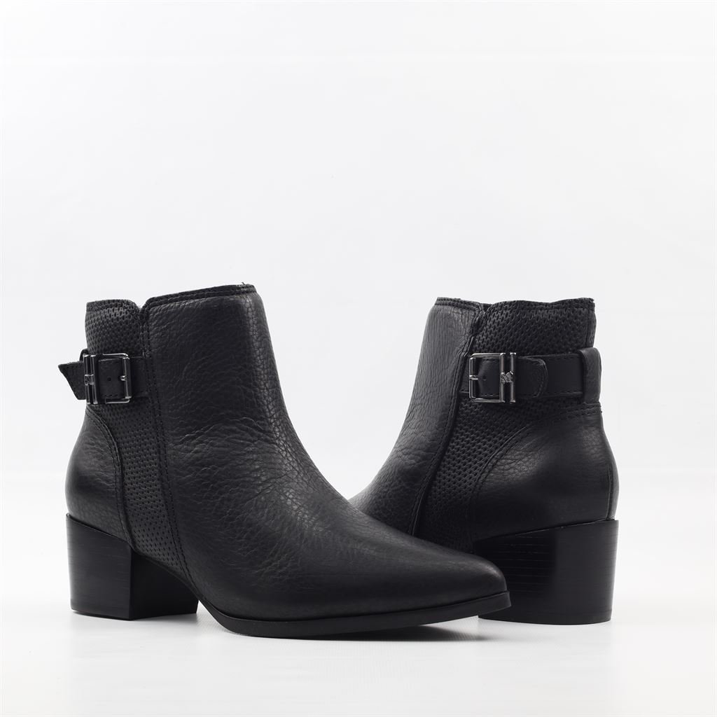 Bota Cano Baixo Fivela Couro Preto 4