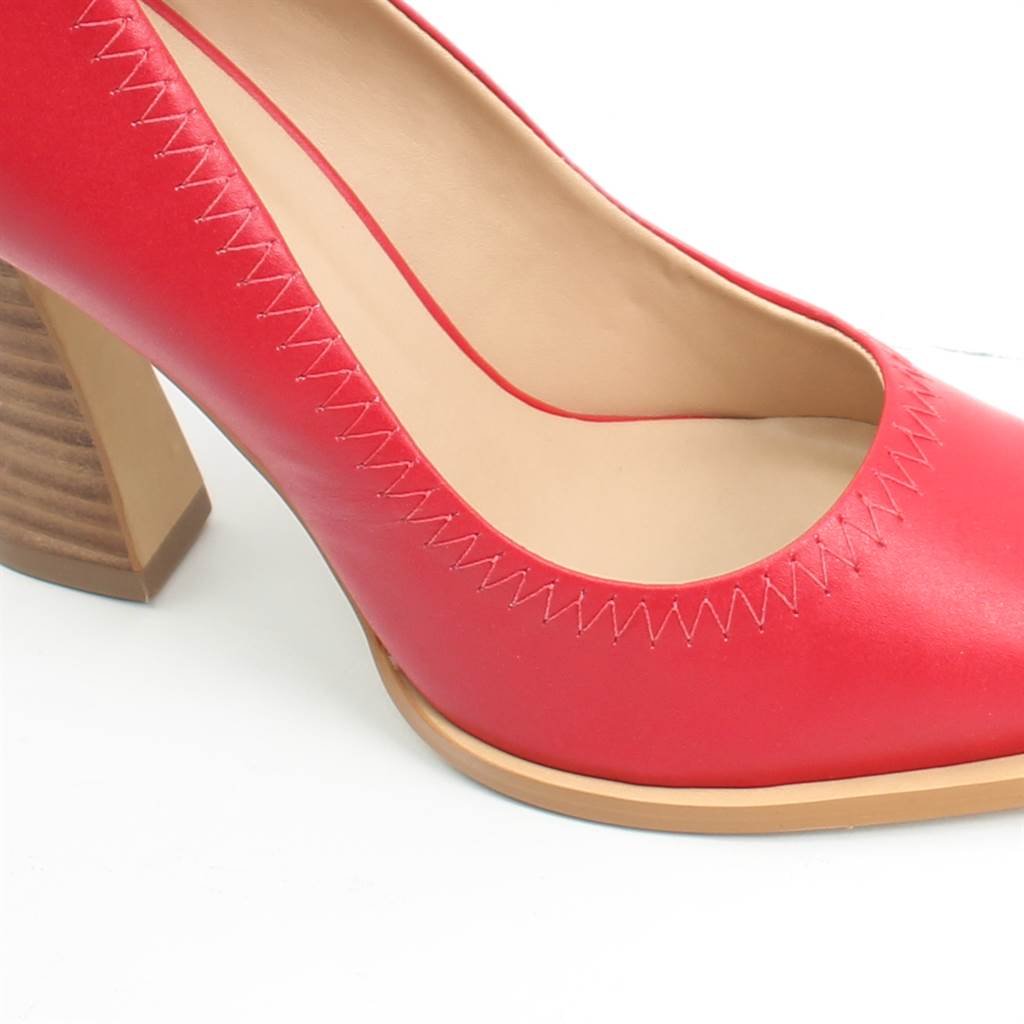 Scarpin Salto Bloco Preto 9