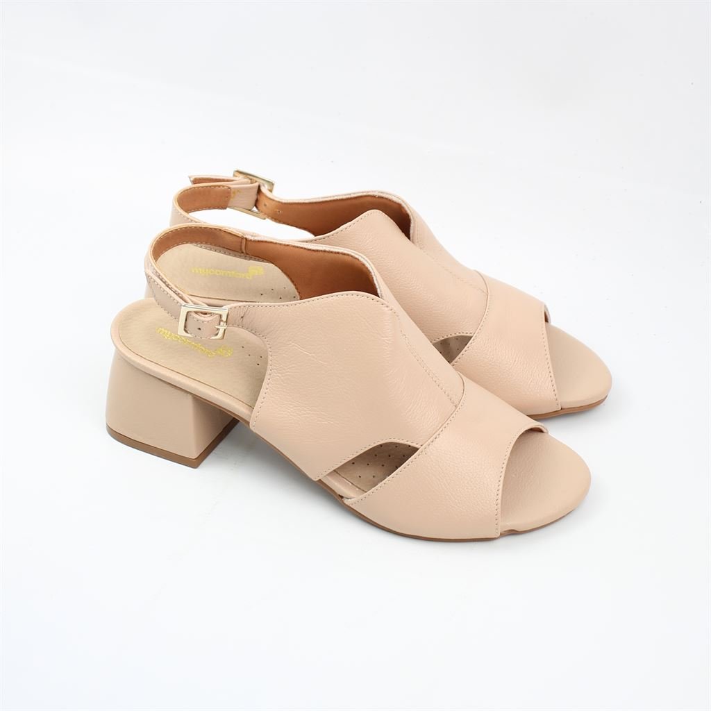 Sandália Salto Bloco Fechada Bege 2