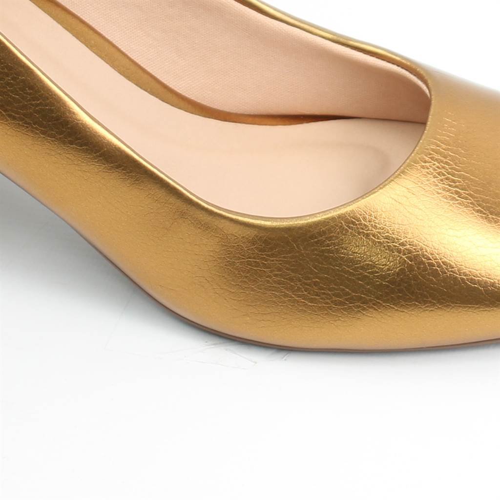 Scarpin Salto Bloco Metalizado Dourado 3
